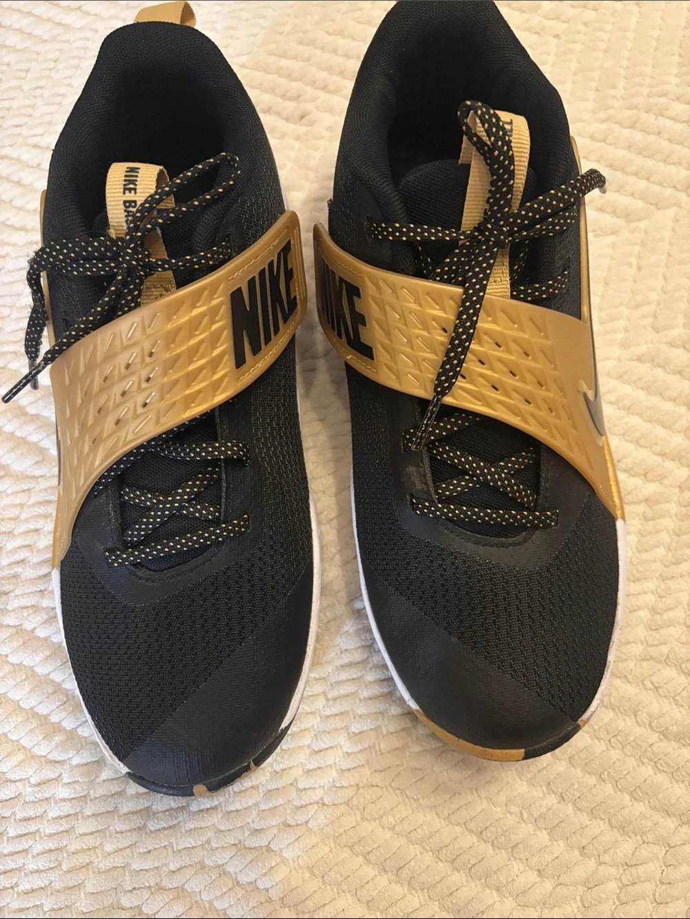 Nike breathable black